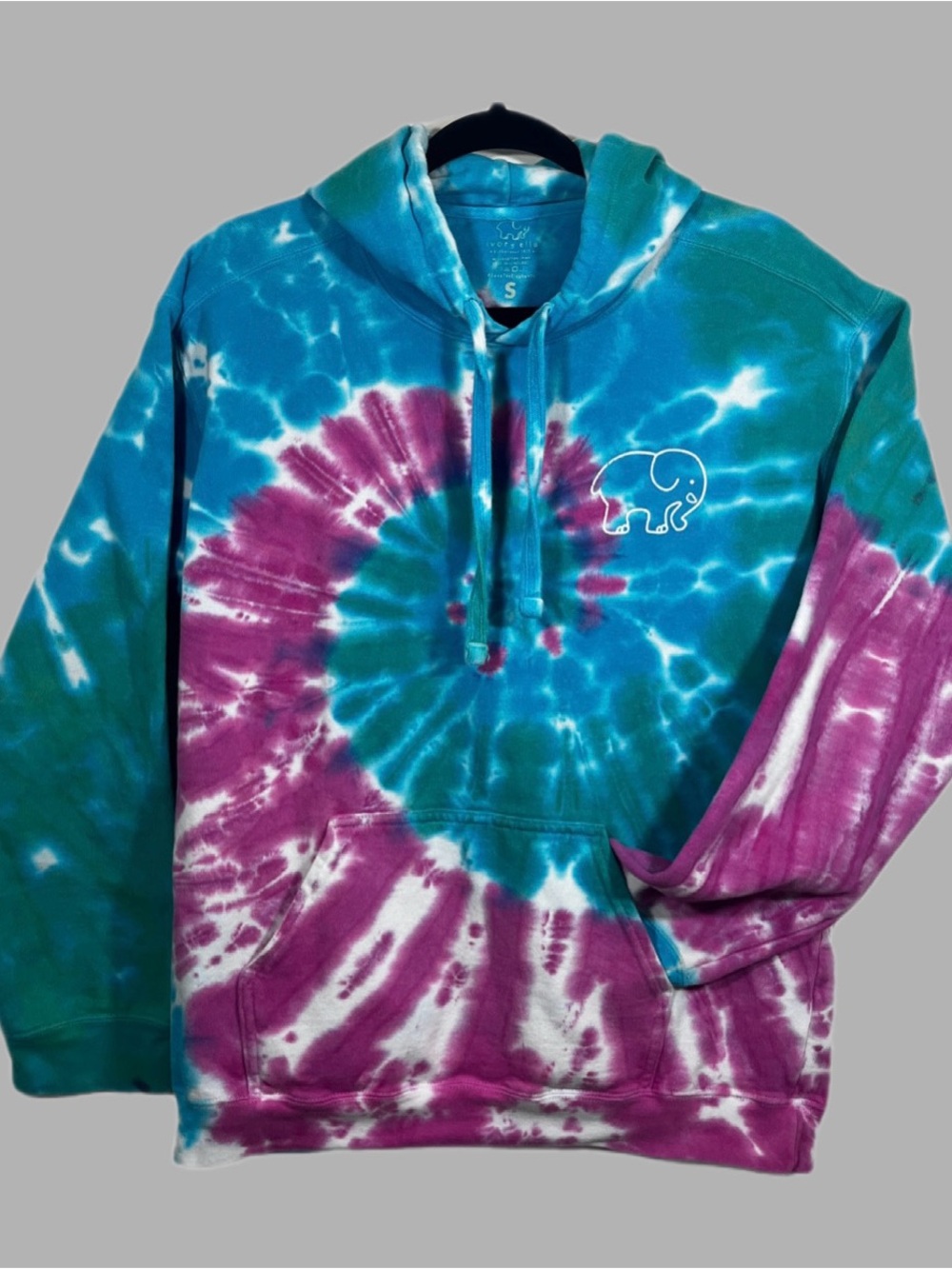 Ivory Ella Women’s Small Tie-Dye Hoodie